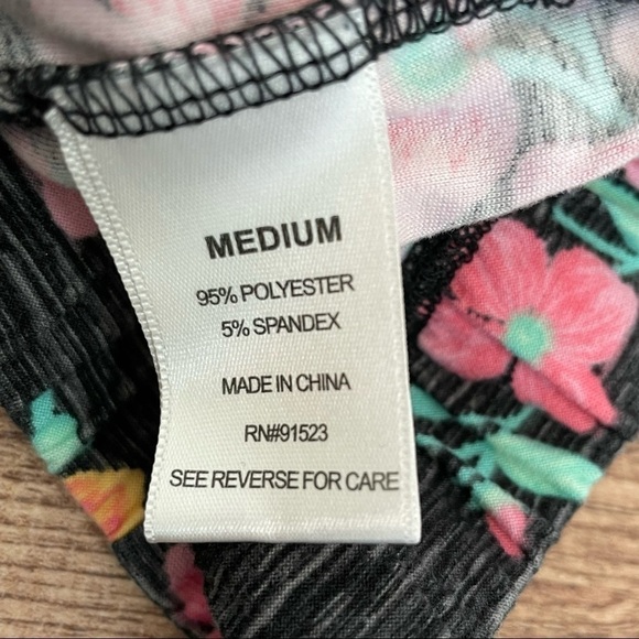 Floral Printed Pajama Lounge Pull On Shorts With Drawstring Waistband Size Med - Picture 3 of 3